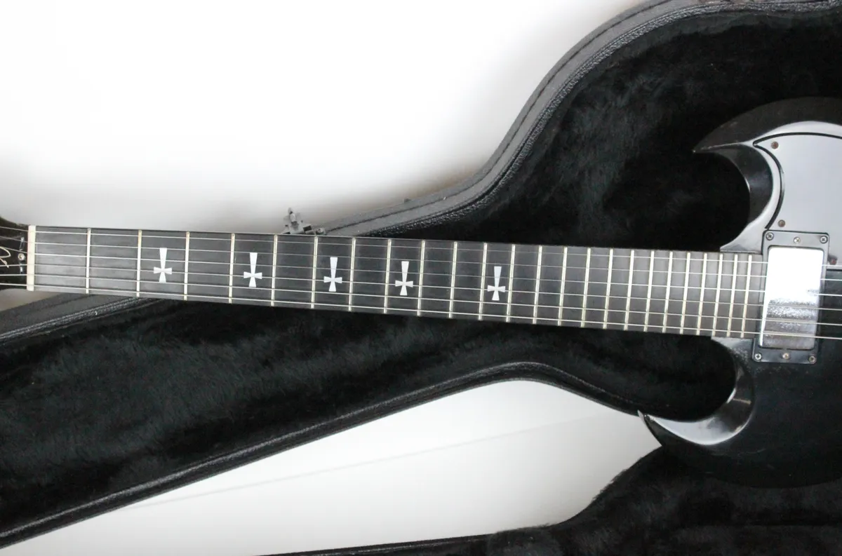 Gibson SG Standard Ebony（黒）2001年製 2001 Gibson SG Standard Electric Guitar Black | Cream City Music