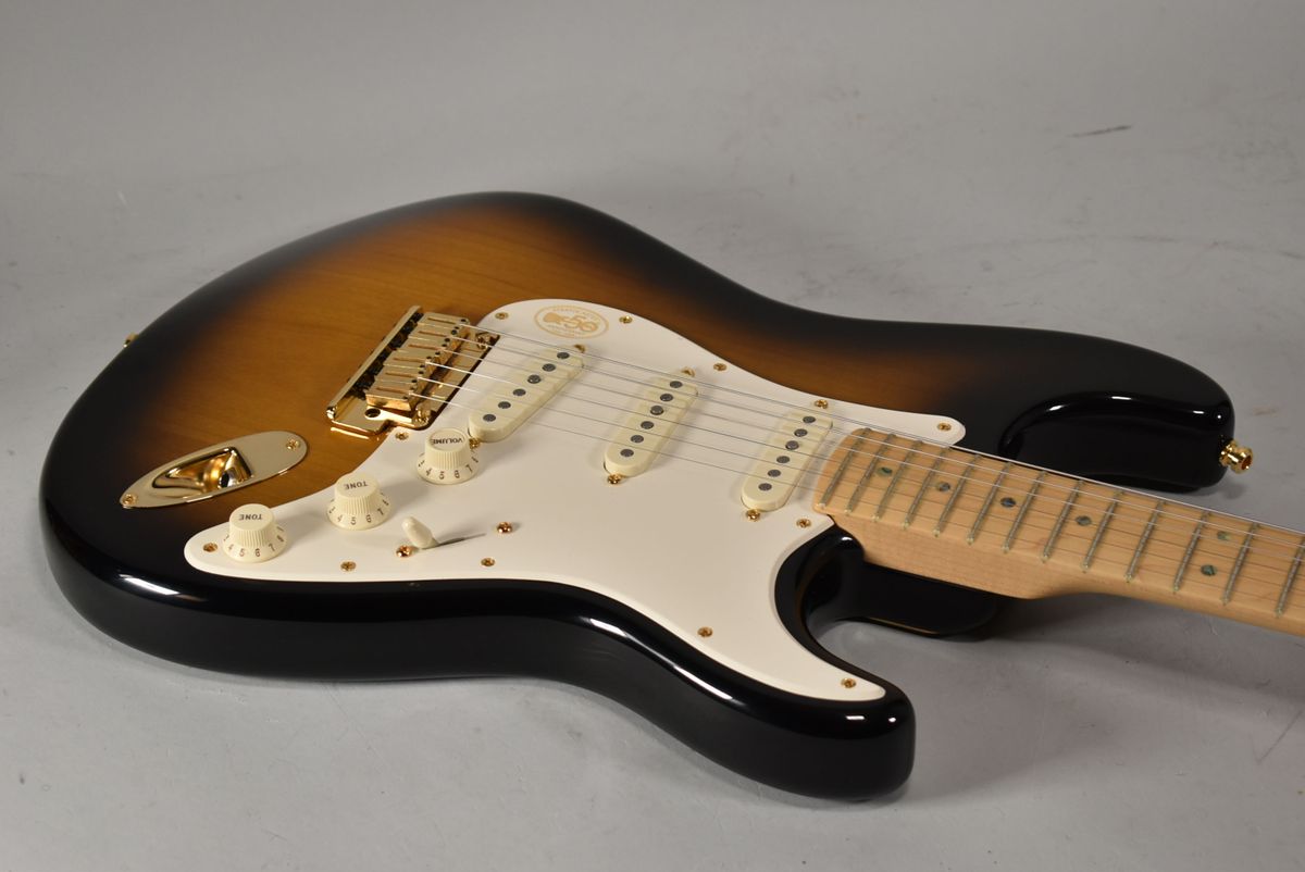 2004 Fender 50th Anniversary American Deluxe Stratocaster Sunburst Finish >
