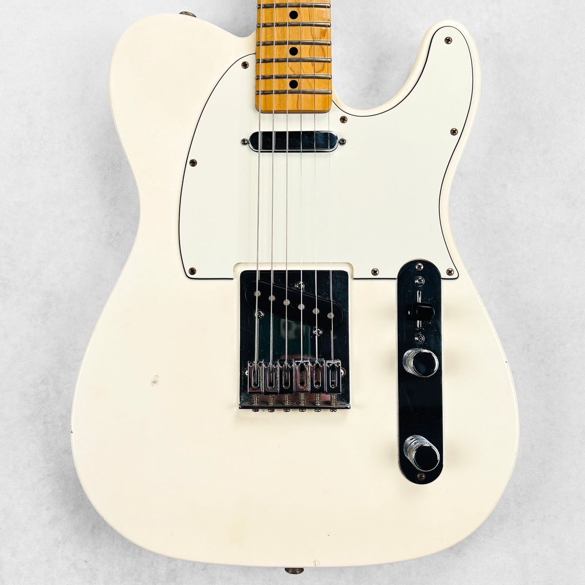 Fender Standard Telecaster Maple Fingerboard MIM 2012 - Arctic