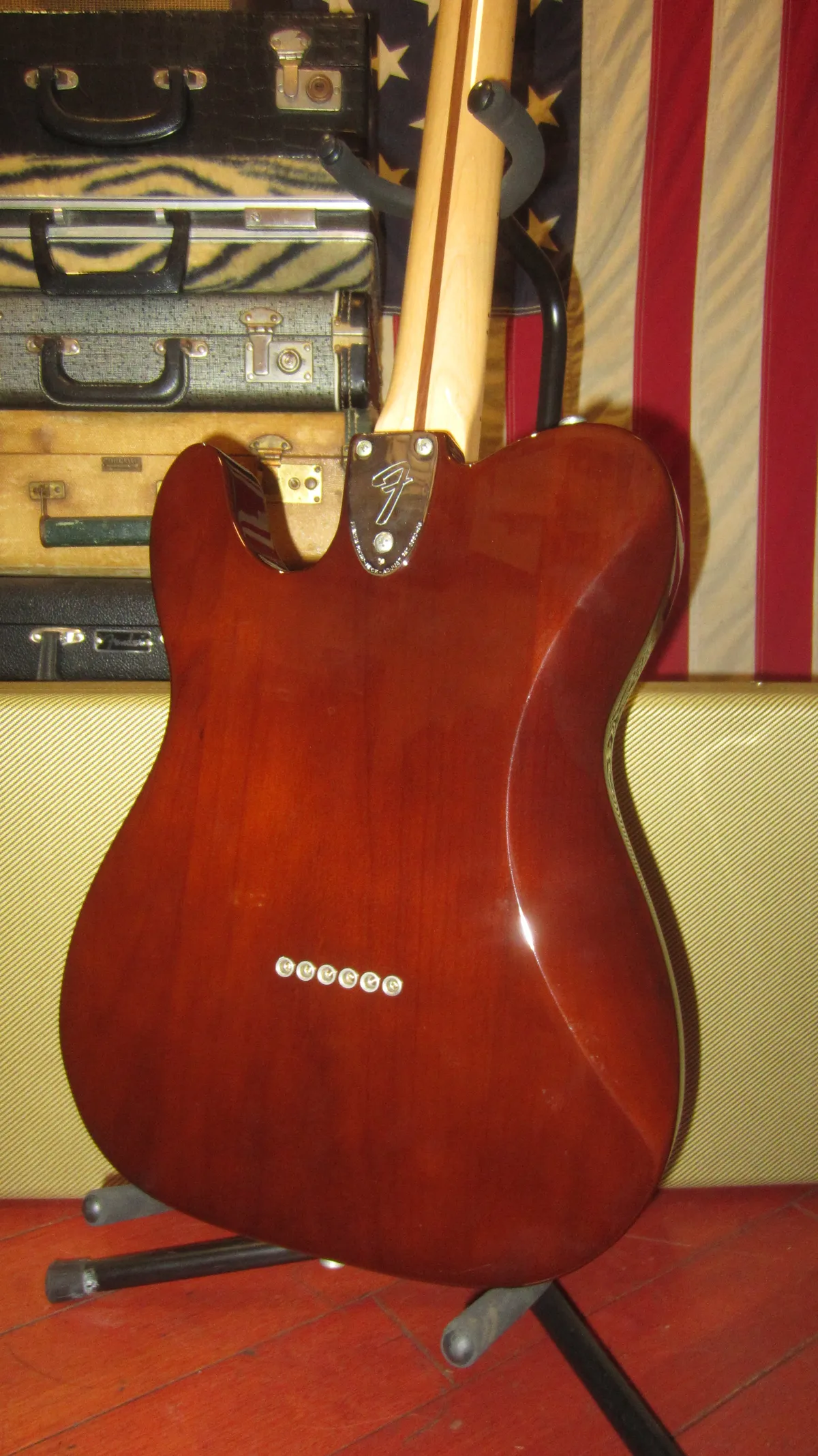 2013 Fender 72 Telecaster Deluxe (1972 Reissue) Walnut w
