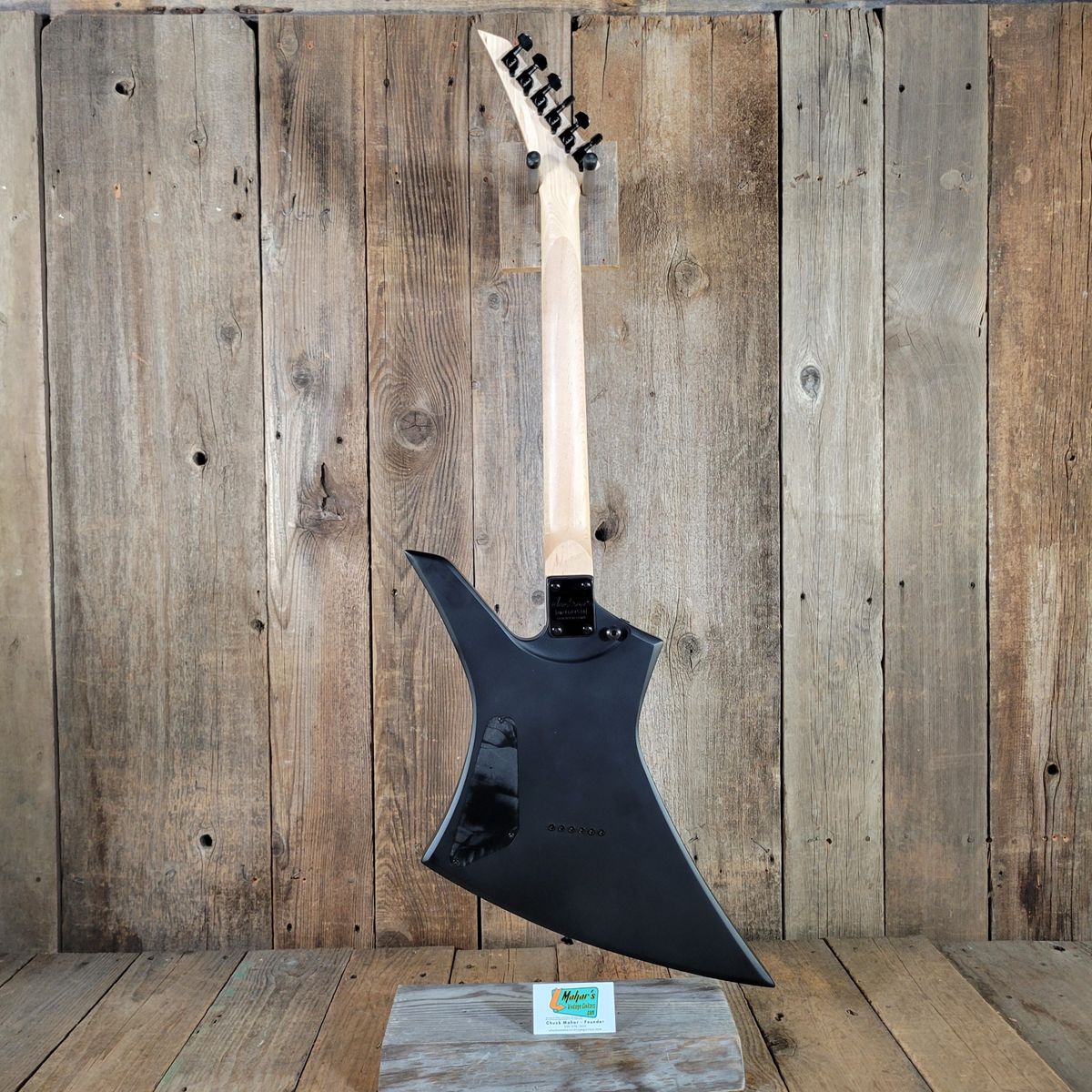 2016 Jackson JS32 Kelly w/Duncan Invader w/Jackson Molded Case