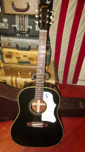 2017 Gibson Custom Shop 1960s J-45 Black > Guitars Acoustic
