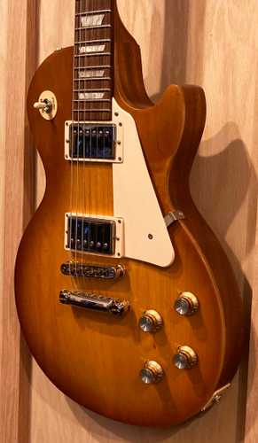 2018 Gibson Les Paul Tribute Satin Faded Honeyburst > Guitars