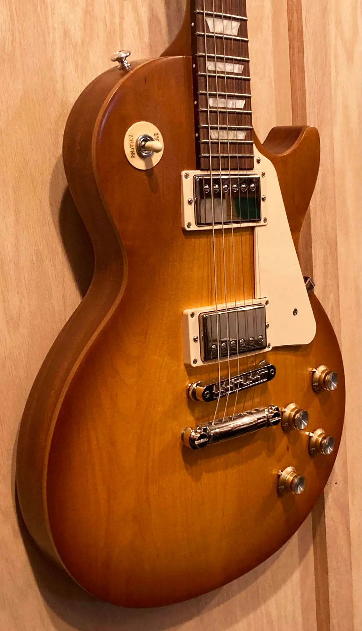 2018 Gibson Les Paul Tribute Satin Faded Honeyburst - Gbase