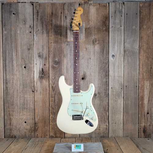 2020 Fender Vintera Stratocaster 60's Mod w/ Gig Bag - Olympic