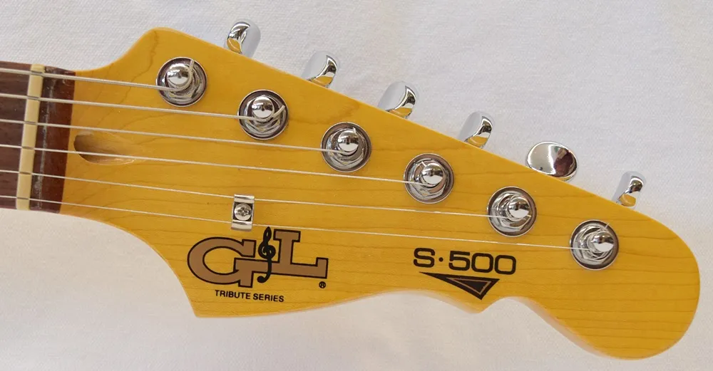 G&L Tribute S-500 バーズアイメイプル指板 G&L Tribute S-500 Electric Guitar - Blueburst | Sweetwater