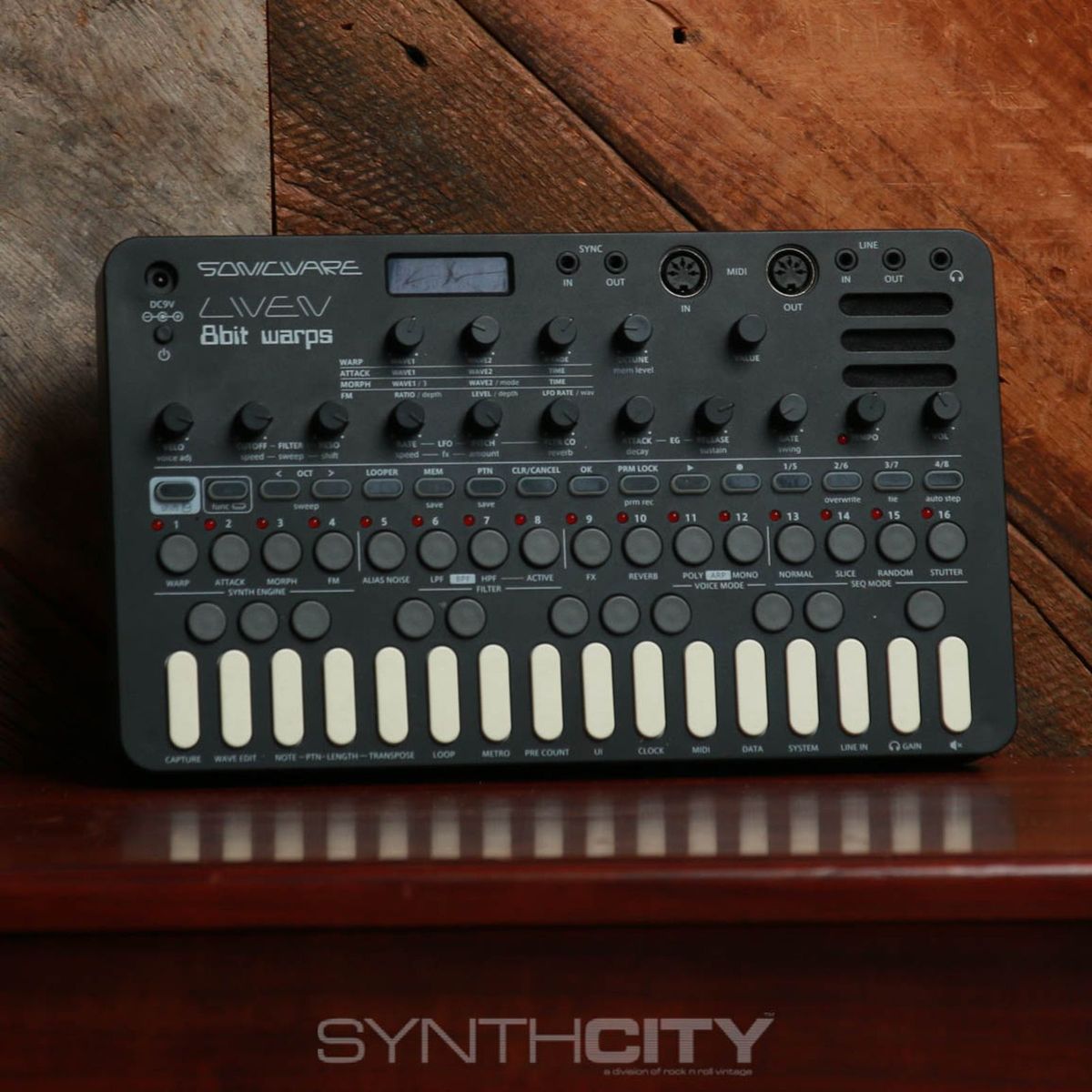 2020 Sonicware Liven 8bit Warps 27-Key Synthesizer Groovebox Black