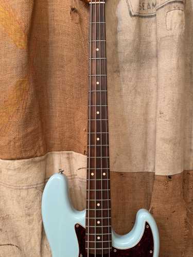 2021 Fender Jazz Bass Sonic Blue - Gbase