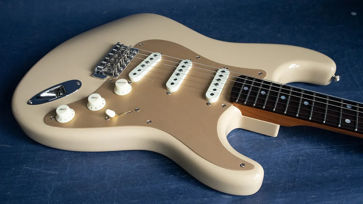 2024 Fender Custom Shop '56 Stratocaster NOS Desert Sand > Guitars