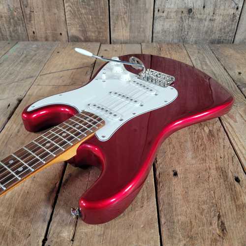 2024 Squier Classic Vibe 60's Stratocaster NO CASE - Candy Apple