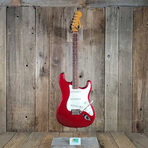 2024 Squier Classic Vibe 60's Stratocaster NO CASE - Candy Apple