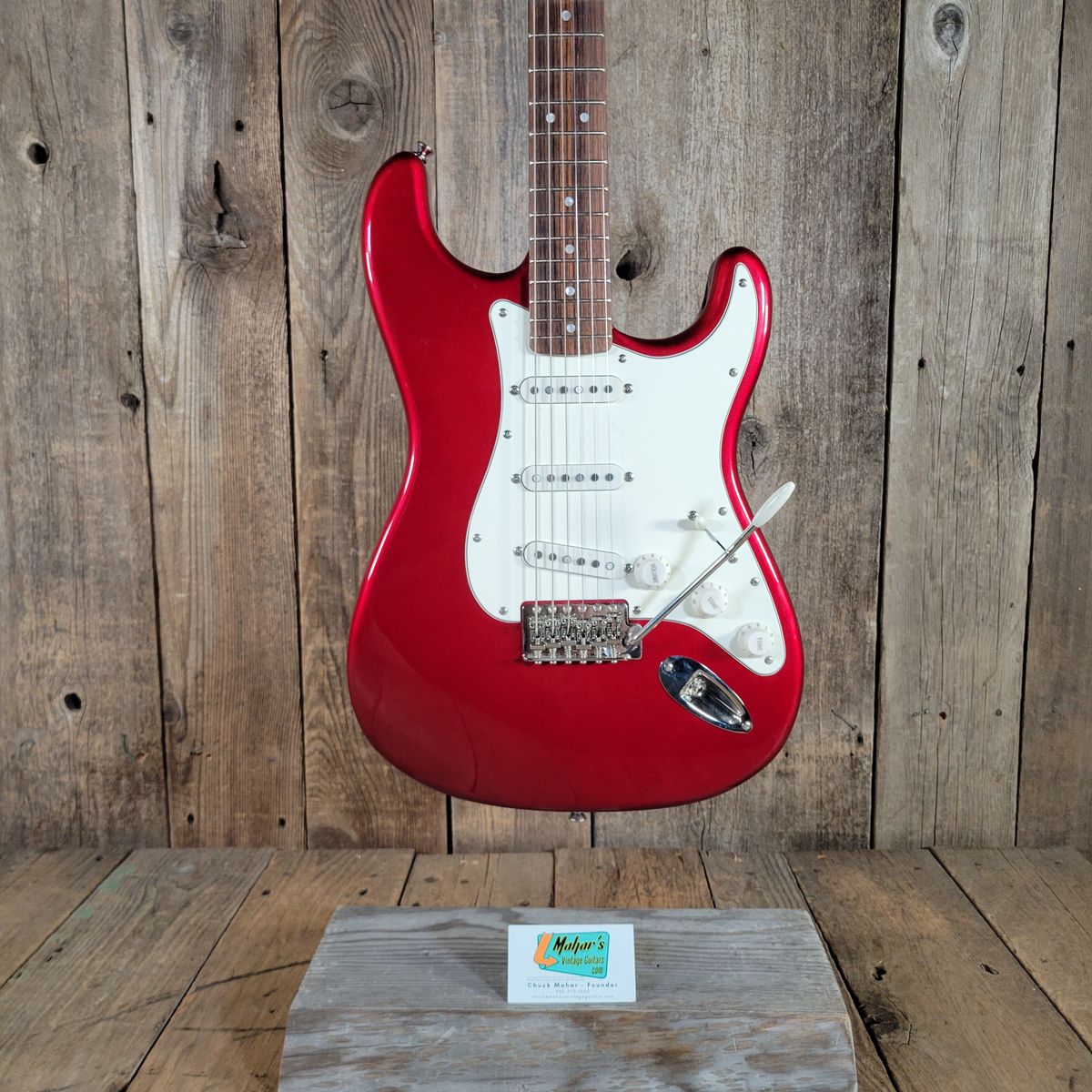 2024 Squier Classic Vibe 60's Stratocaster NO CASE - Candy Apple