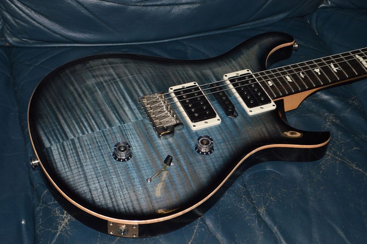2025 PRS CE24 Special Limited Edition Faded Blue Smokeburst