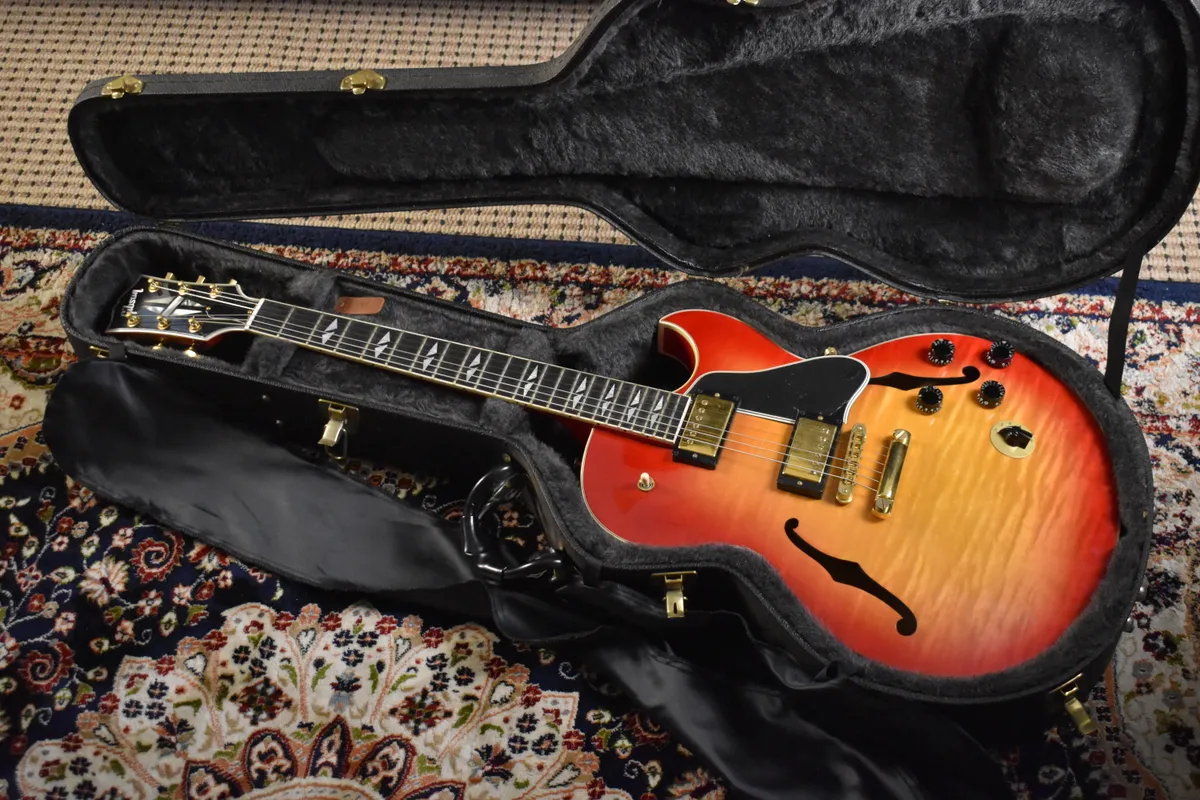 2005 Gibson ES137 cherry sunburst - Gbase