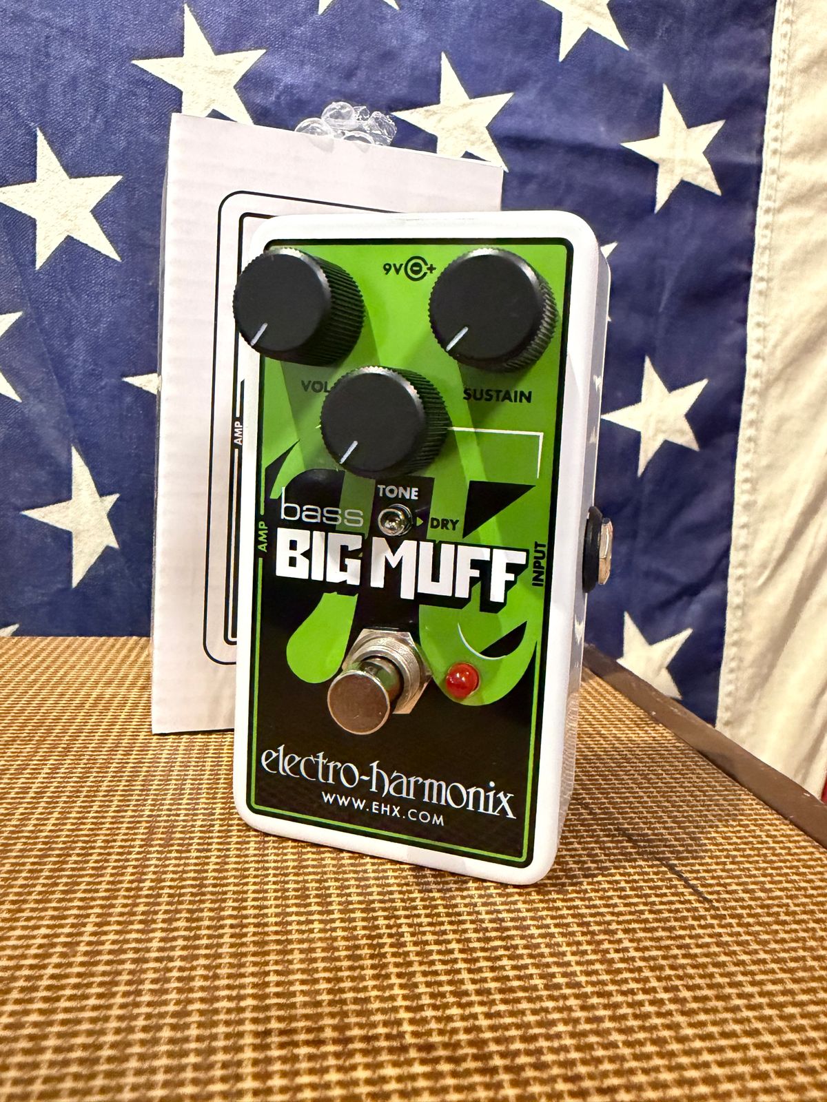 Electro Harmonix Nano Bass Big Muff Green - Gbase