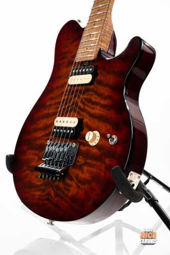 Ernie Ball Music Man Axis Roasted Amber Quilt - Gbase