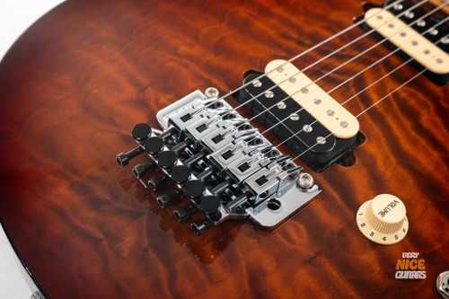 Ernie Ball Music Man Axis Roasted Amber Quilt - Gbase