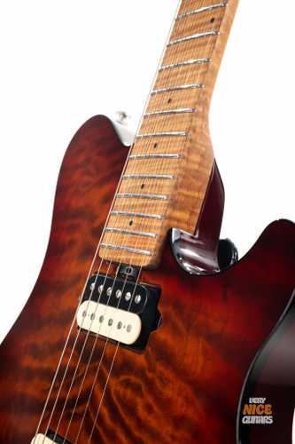Ernie Ball Music Man Axis Roasted Amber Quilt - Gbase