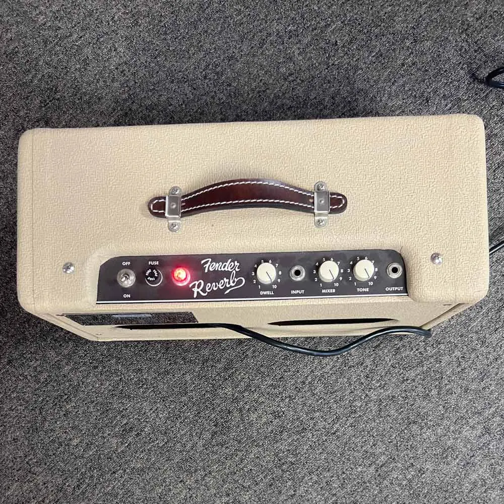 Fender '63 Reverb Reissue All-Tube Guitar Reverb Effects Unit (Pre