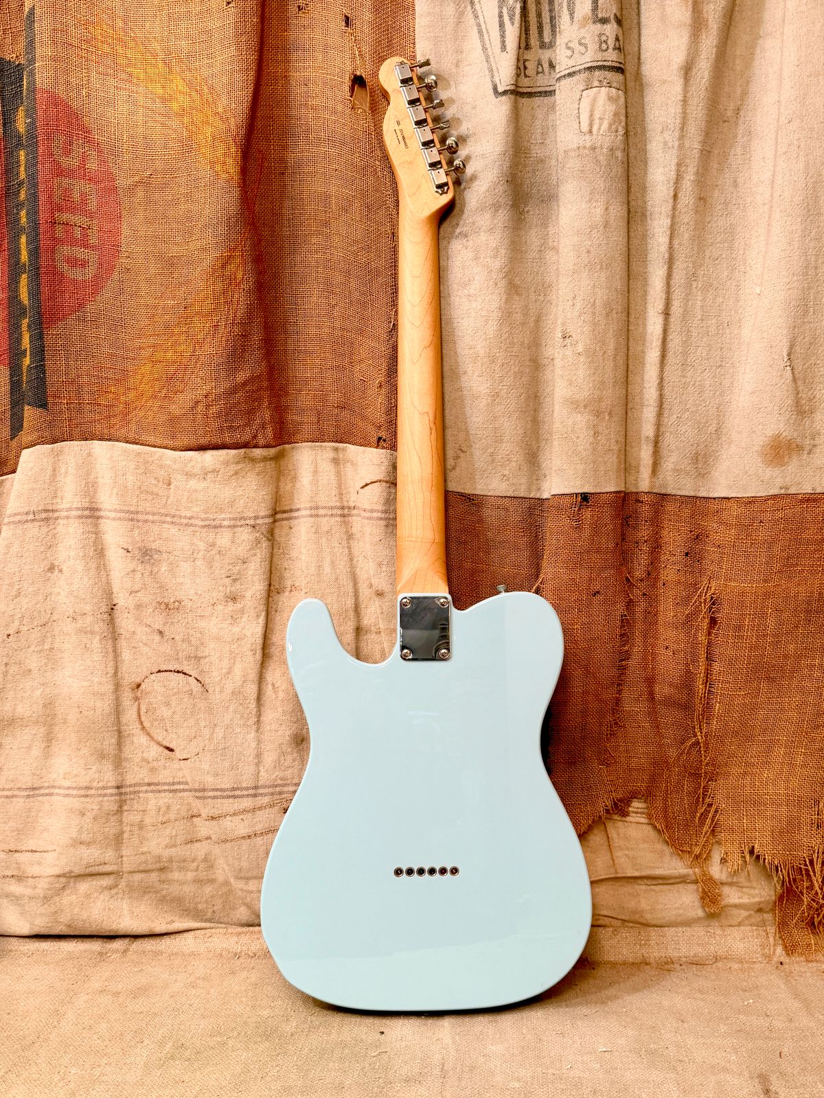 ギター Fender MIJ Hybrid Telecaster Deluxe Fender MIJ Telecaster Deluxe Mahogany RW Mahogany Stain Electric