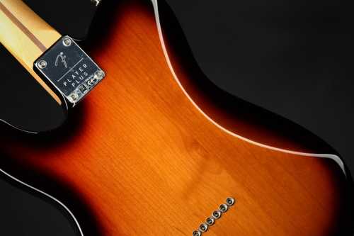Fender Player Plus Nashville Telecaster > Guitars Electric Solid Body