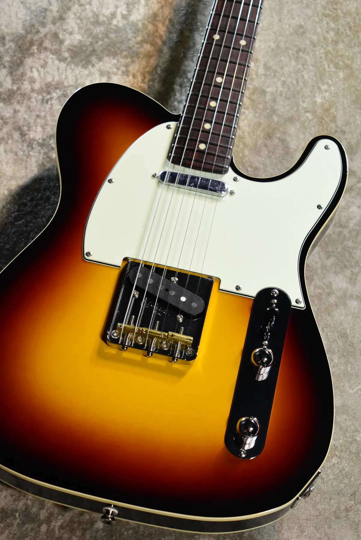 ギター FUJIGEN KNTE100MRALB '63 3tone Sunburst Fujigen/FGN KNTE100MRAL-3TSU Thin Skin '63 3tone Sunburst 3.43kg