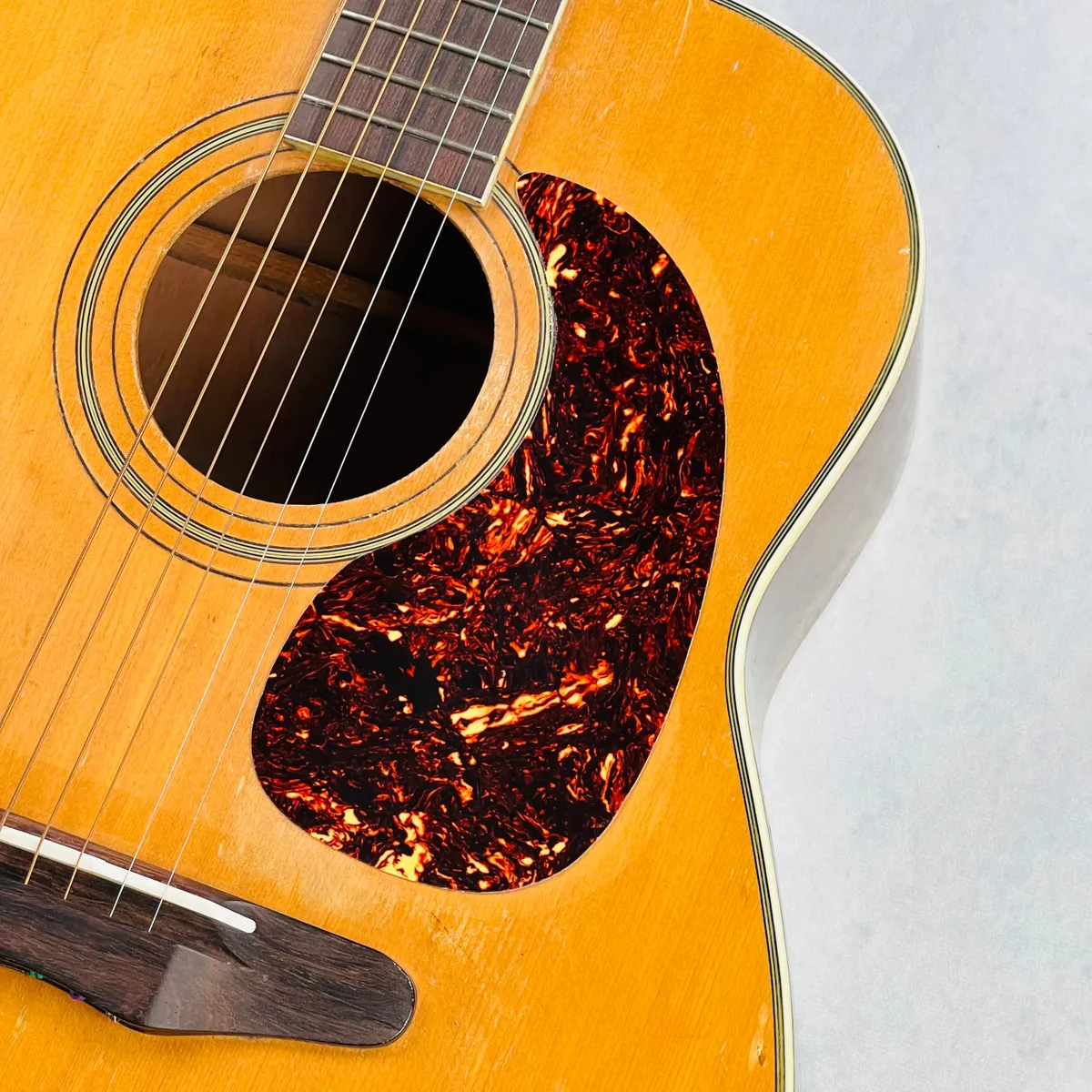 Harmony H1260 Sovereign Jumbo 1960s Natural > Guitars Acoustic