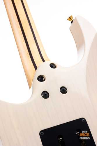 Ibanez J. Custom MRG16 - Gbase
