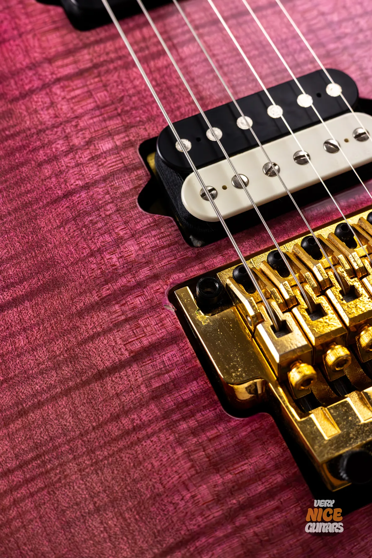 Ibanez J. Custom MRG16 - Gbase