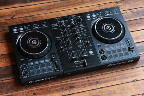 Pioneer DJ DDJ-400 Portable 2-Channel Rekordbox DJ Controller - Gbase