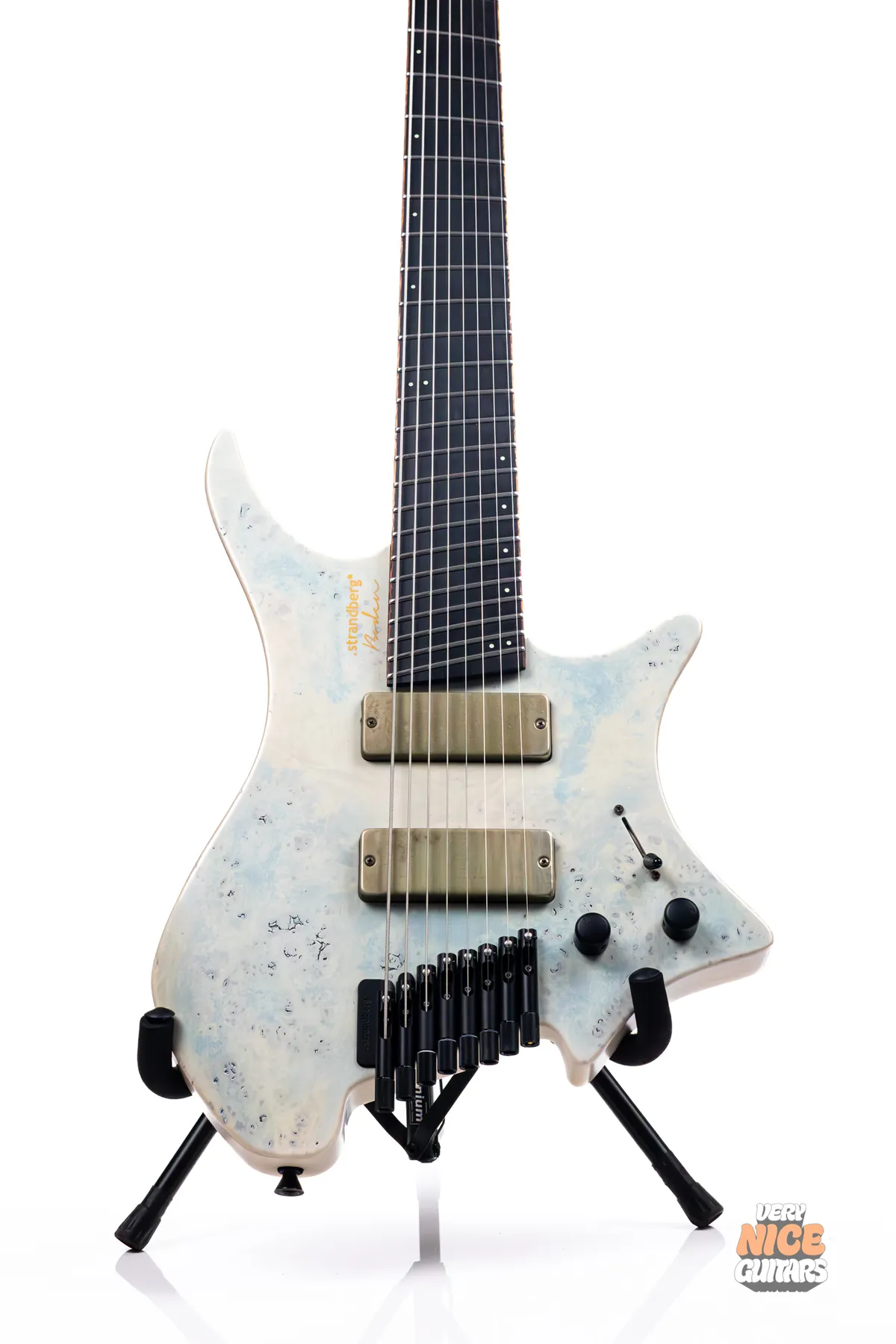 Strandberg Leda 8 - Gbase