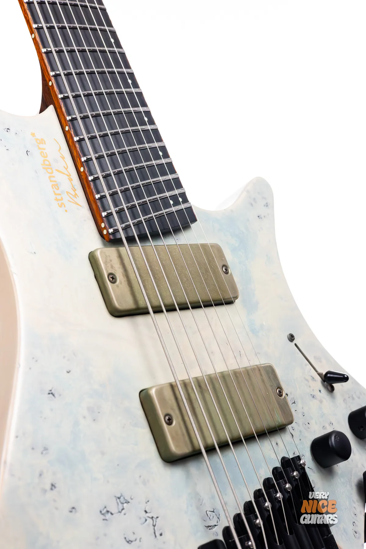 Strandberg Leda 8 - Gbase
