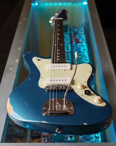 Suhr Classic JM Antique Funk LE Ocean Turquoise Metallic > Guitars