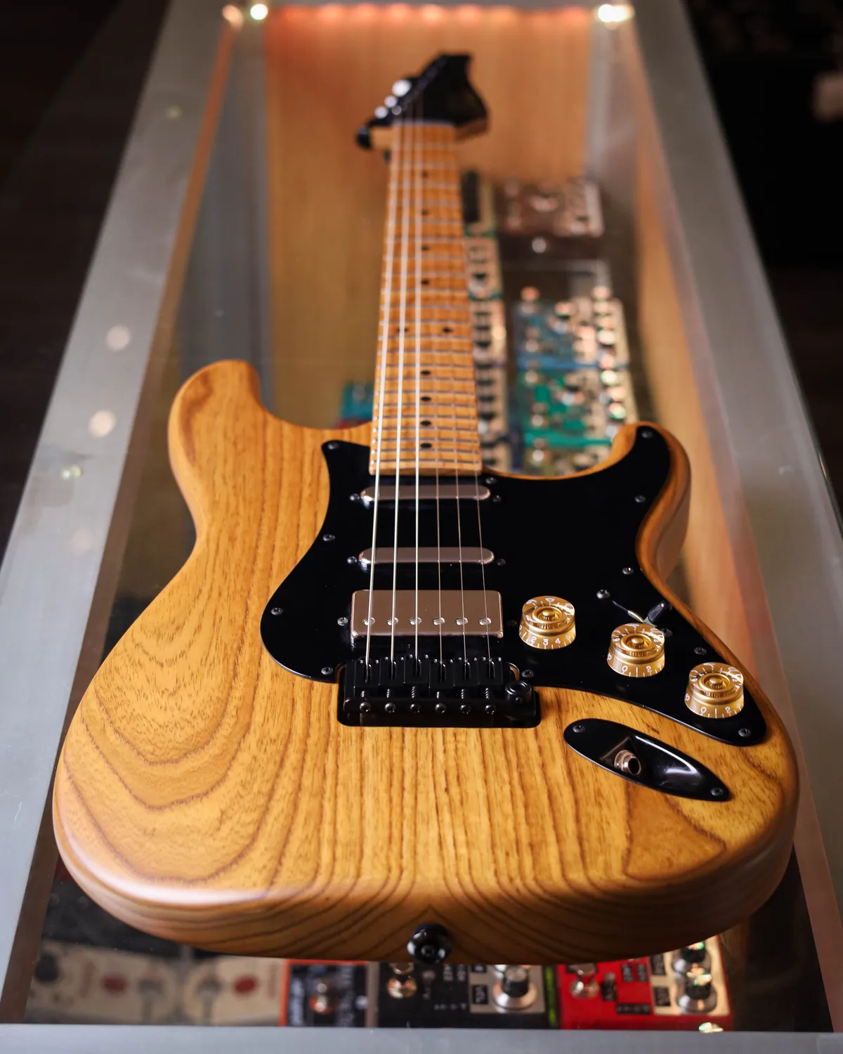 Suhr Classic S(カスタム品) Suhr Classic S Custom Natural - Gbase