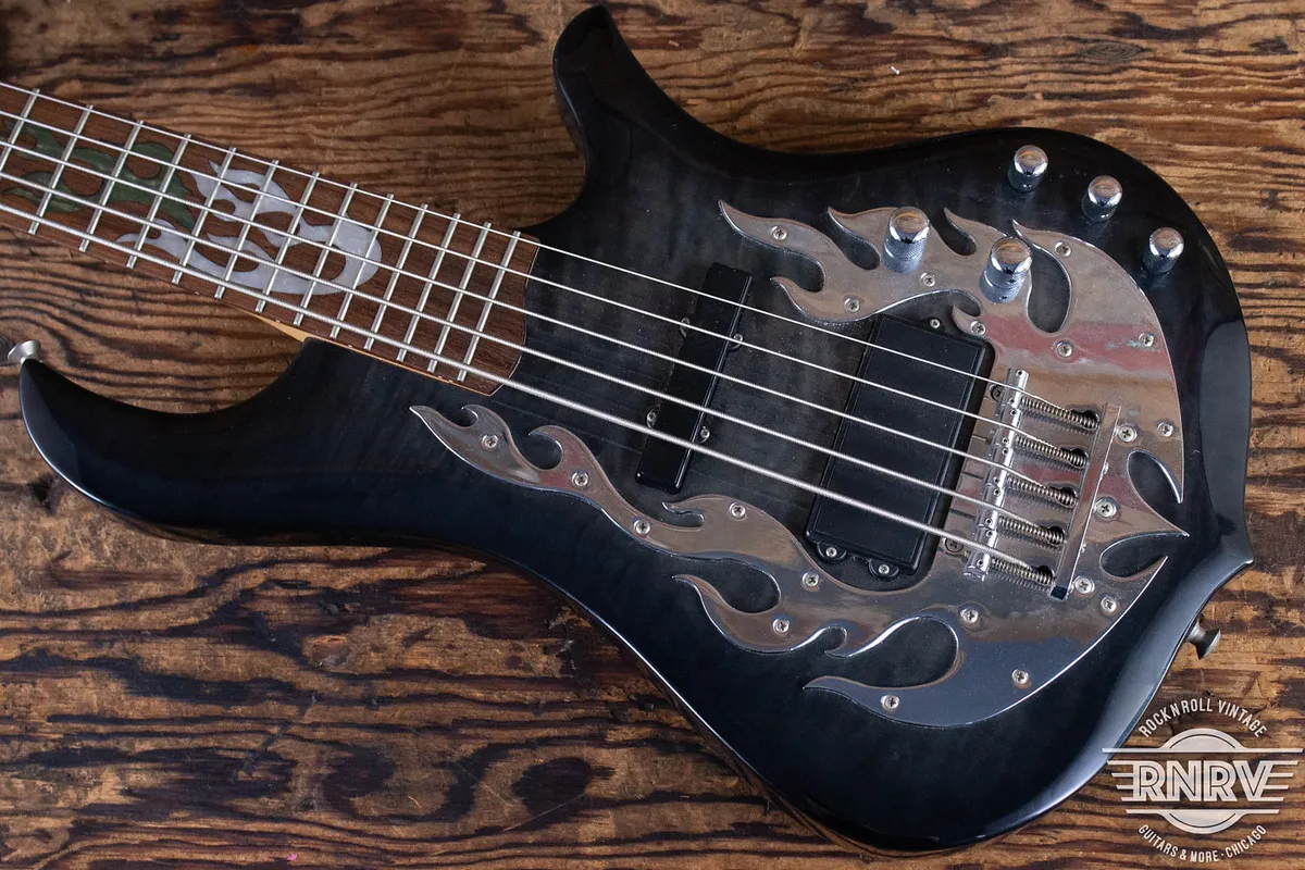 Traben Phoenix 4 String Bass - Gbase