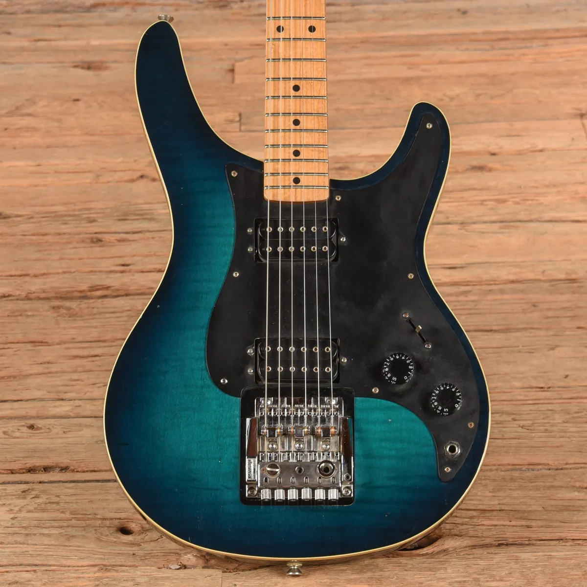 Washburn Force 6 - Gbase